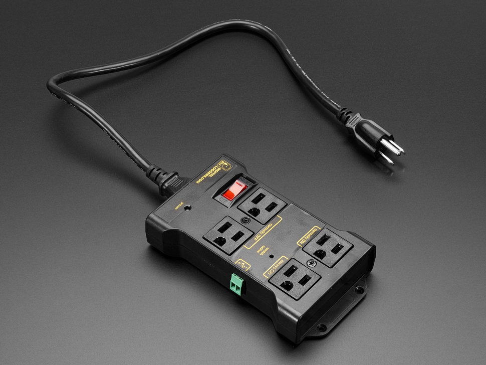 Controllable Four Outlet Power Relay Module version 2