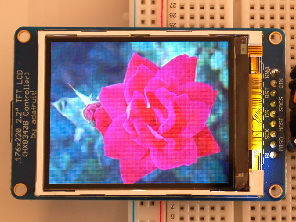 2.2" 18-bit color TFT LCD display with microSD card breakout