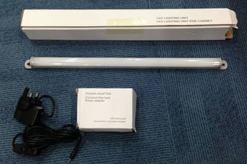 Slim-lined Fluorescent Lighting Unit for Cabinet