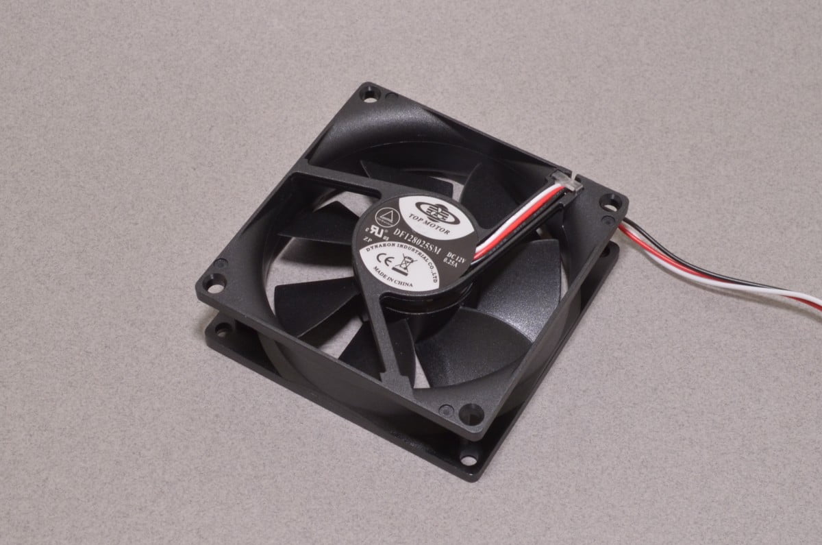 12V Brushless DC Cooling Fan – 80mm