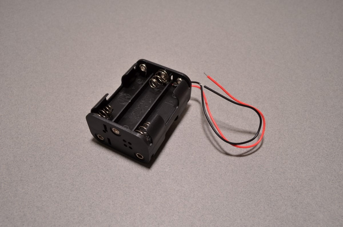 6 x AA Battery Case - Basic