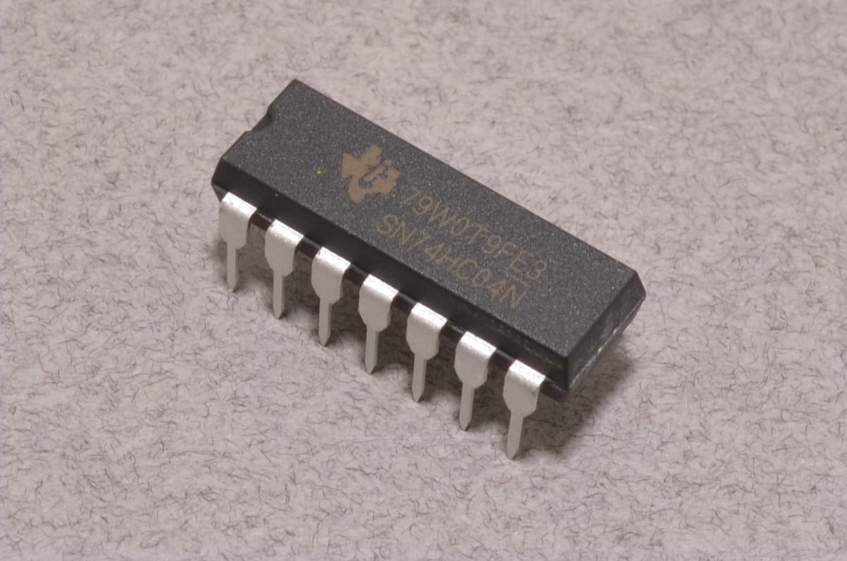 6 Channel Hex Inverter