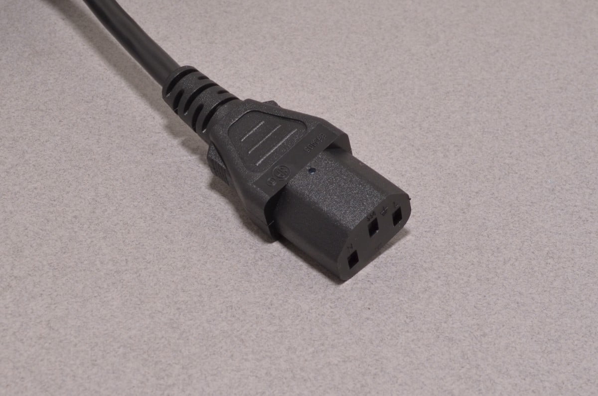 5-15P to IEC-C13 Power Cord - 6'