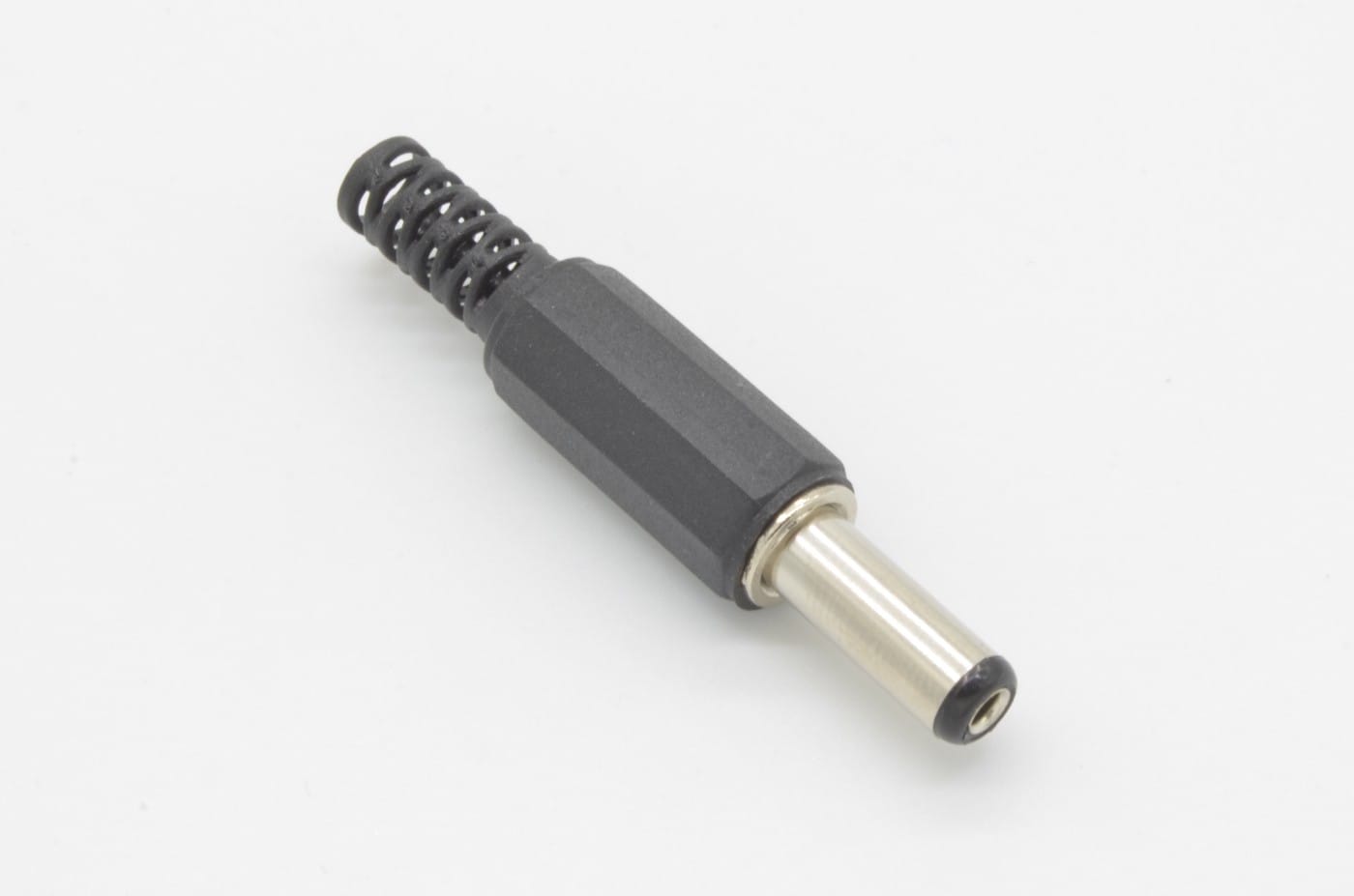 DC Barrel Plug - 2.1 x 5.5 x 14mm