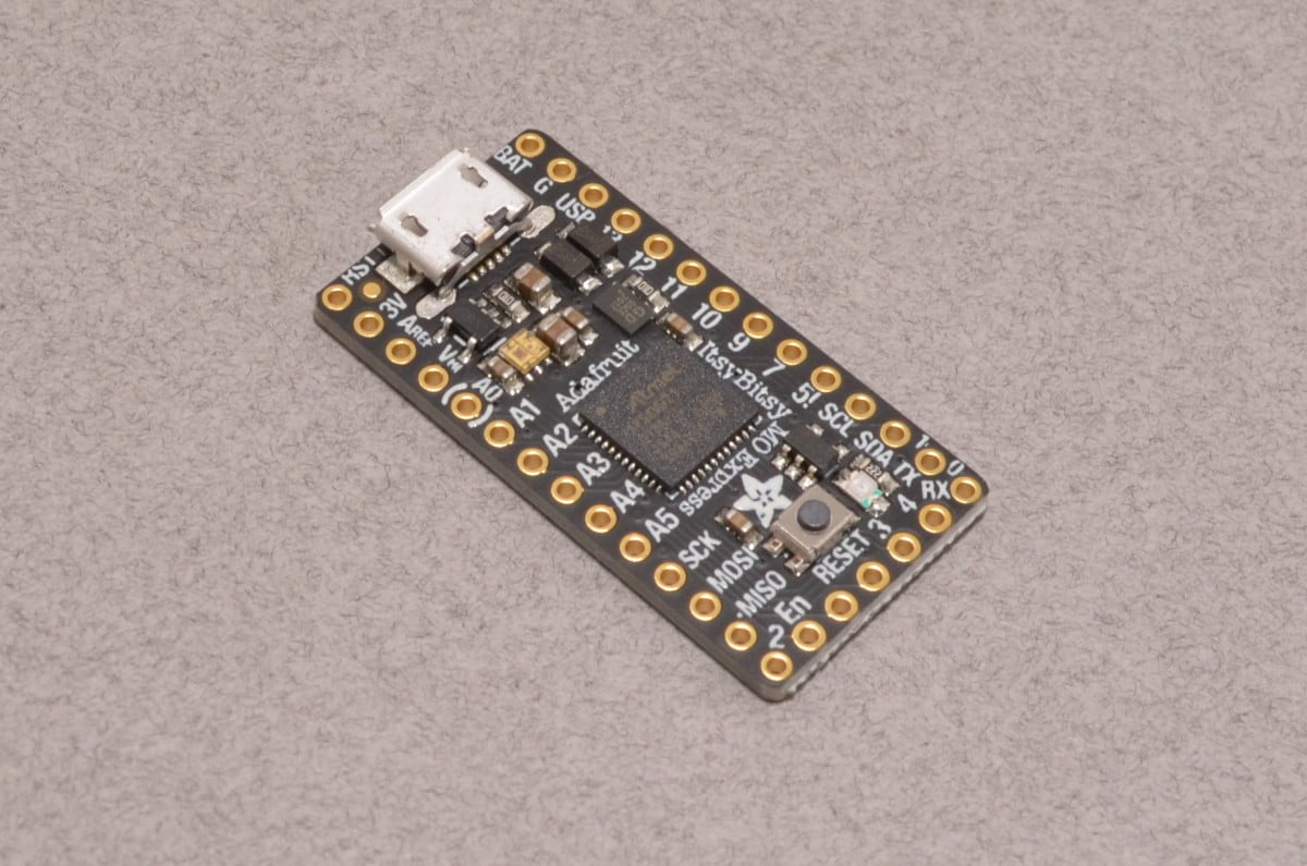 Adafruit ItsyBitsy M0 Express