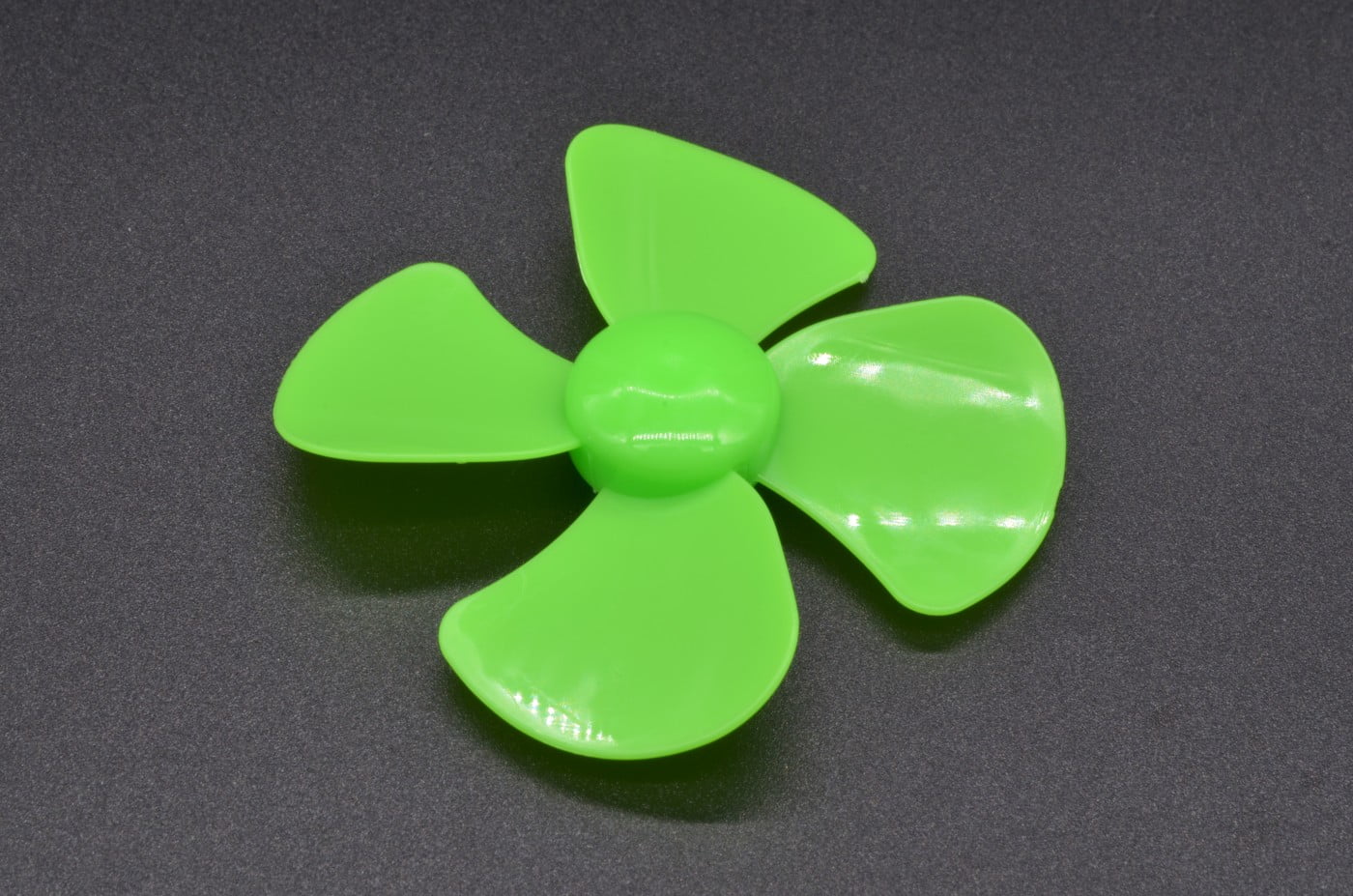 90mm Three Blade Propeller - Green