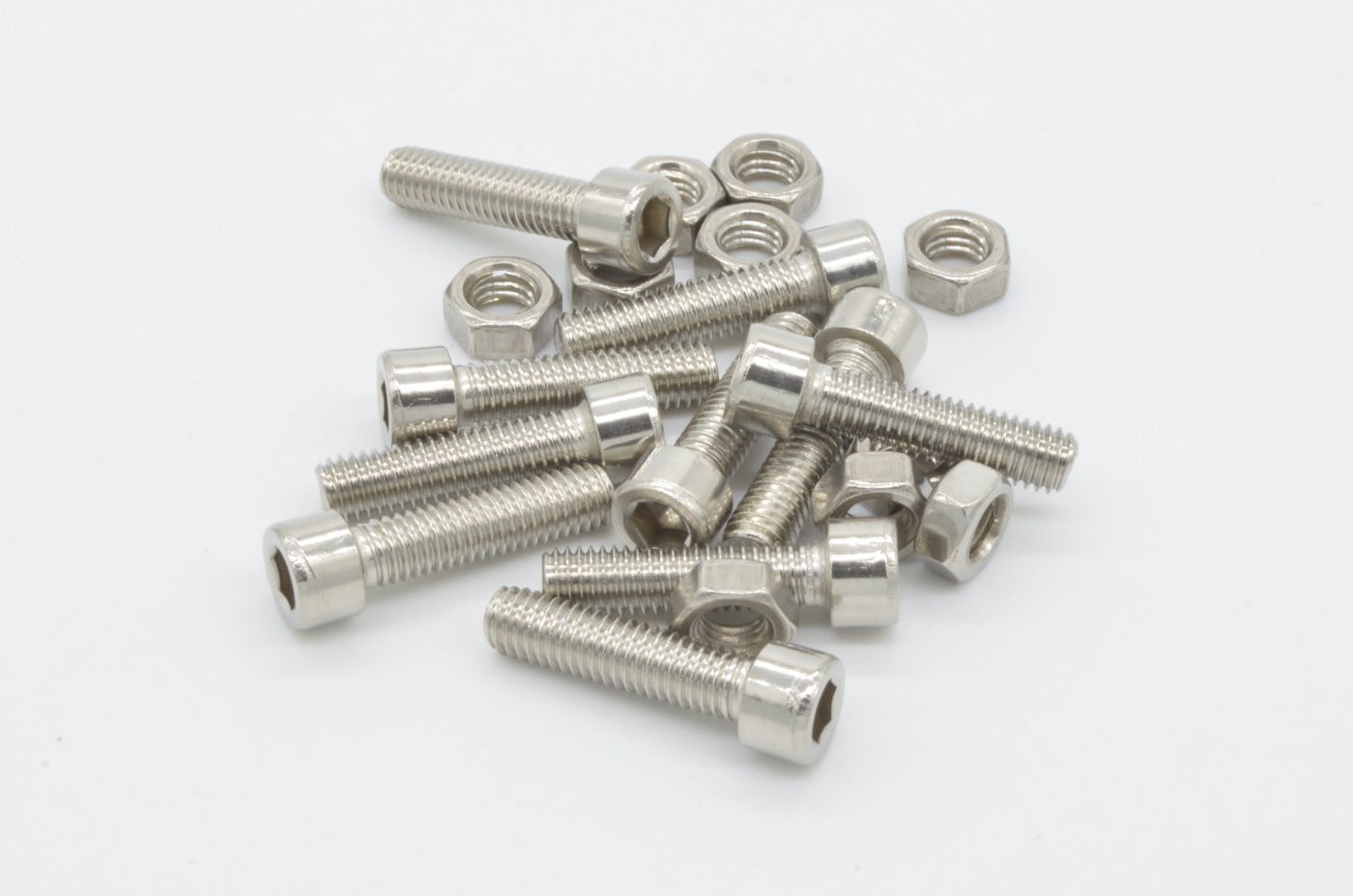 M5 X 20mm Socket Cap Screw Set – 20 Pcs