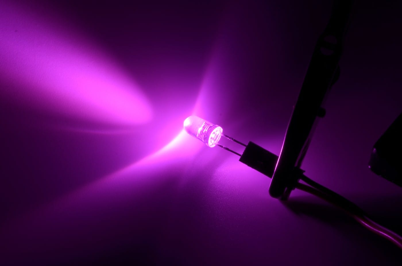 5mm Fuchsia LED