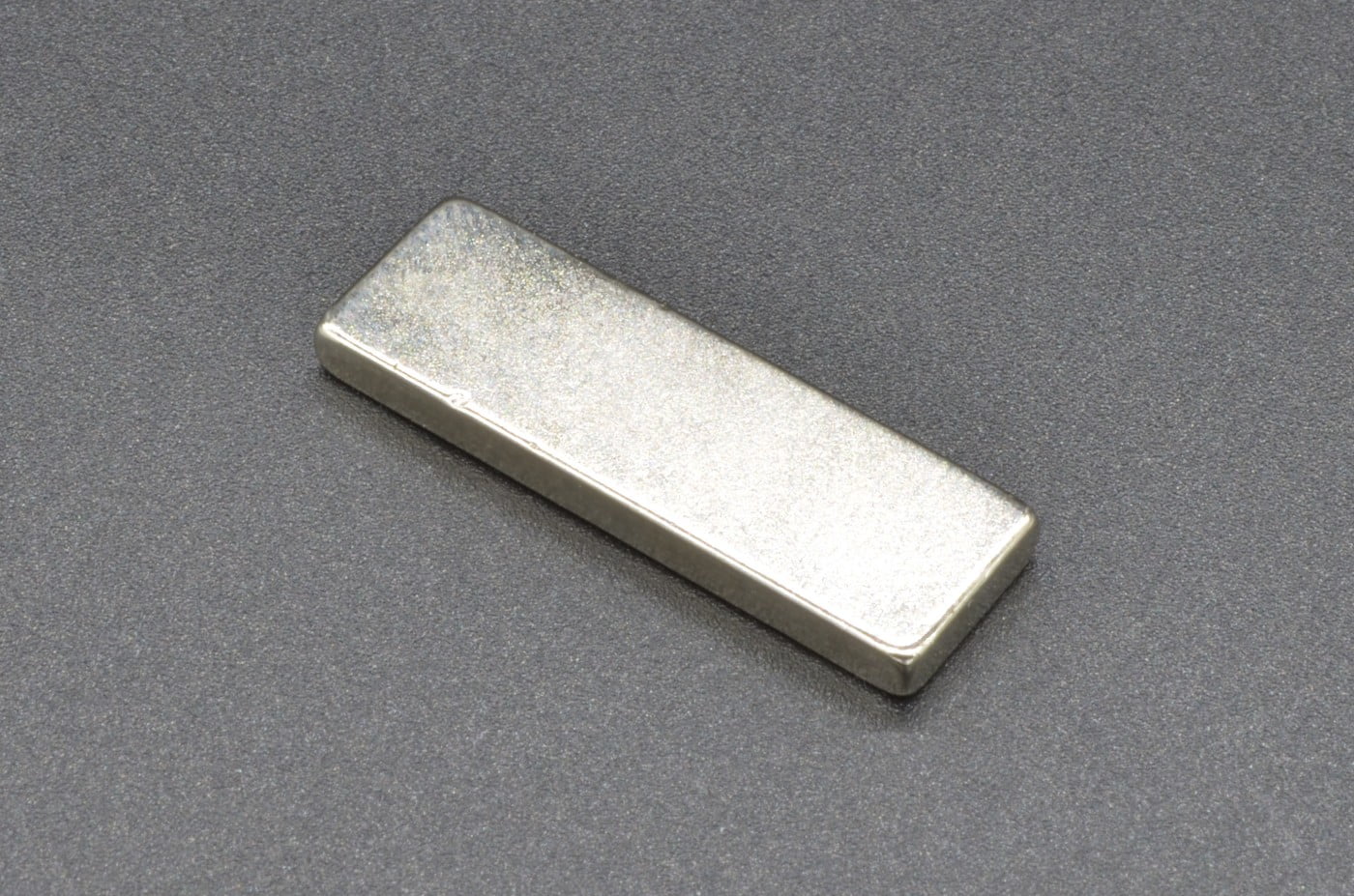 30x10x3mm Rare Earth Magnet
