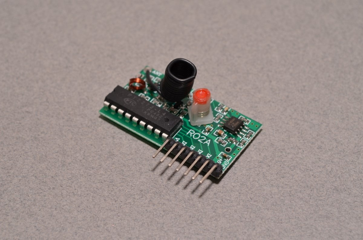 RF L4 Receiver - 315MHz Latching Selector Type