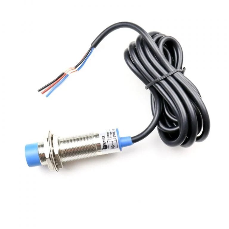 8mm PNP Inductive Proximity Sensor RM18 DC6~36V -Unshielded