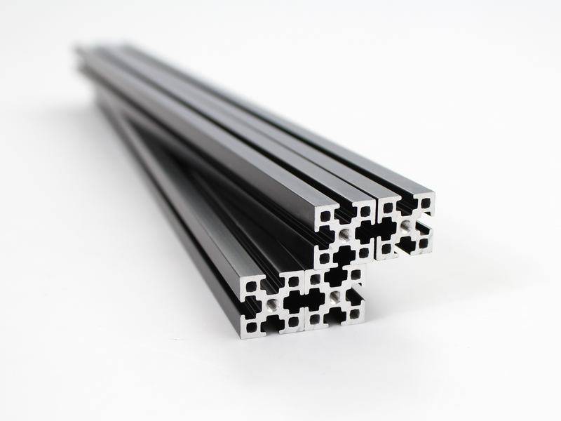 MakerBeamXL 300mm black anodised (4stuks)