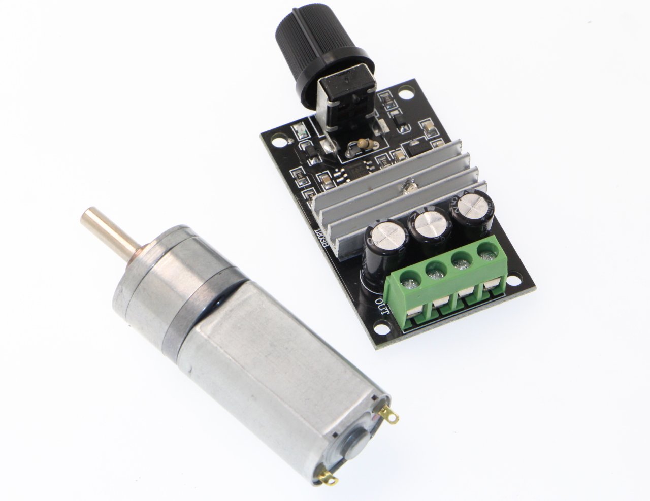 20mm 12v 1500 Rpm Motor ve 6v 12v 3a Motor Sürücü