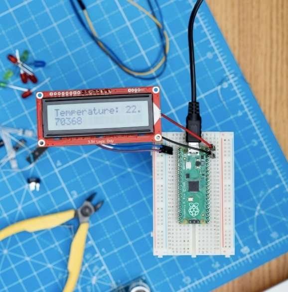 Raspberry Pi Pico Starter Kit by iotwebplanet