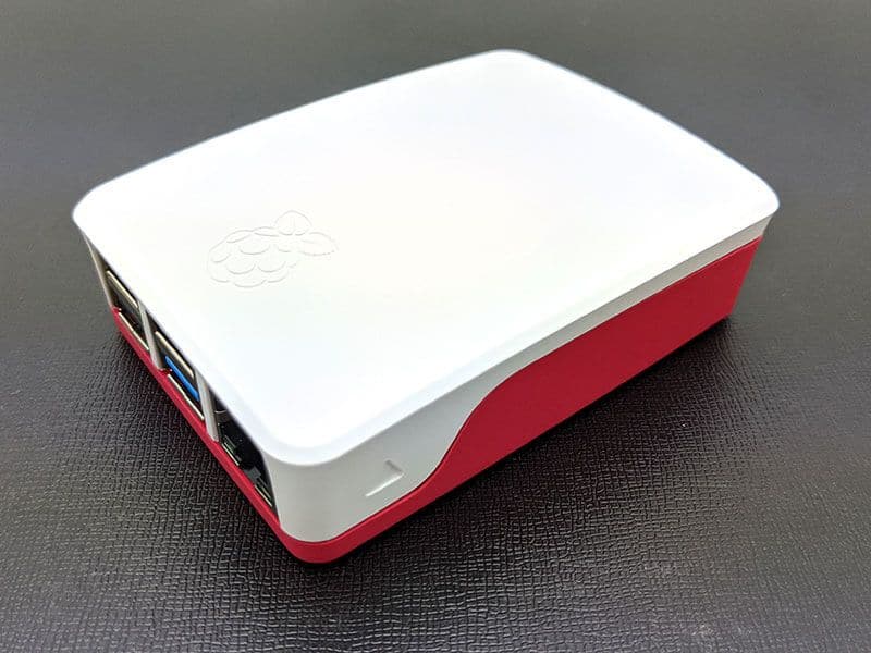 Raspberry Pi 4 Official Case - Kuriosity