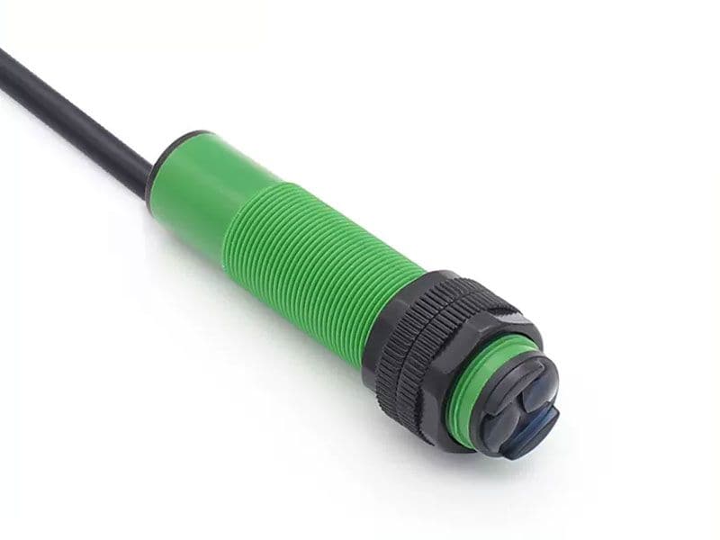 IR Obstacle Sensor 1-300cm E3F-DS300C1 - Kuriosity
