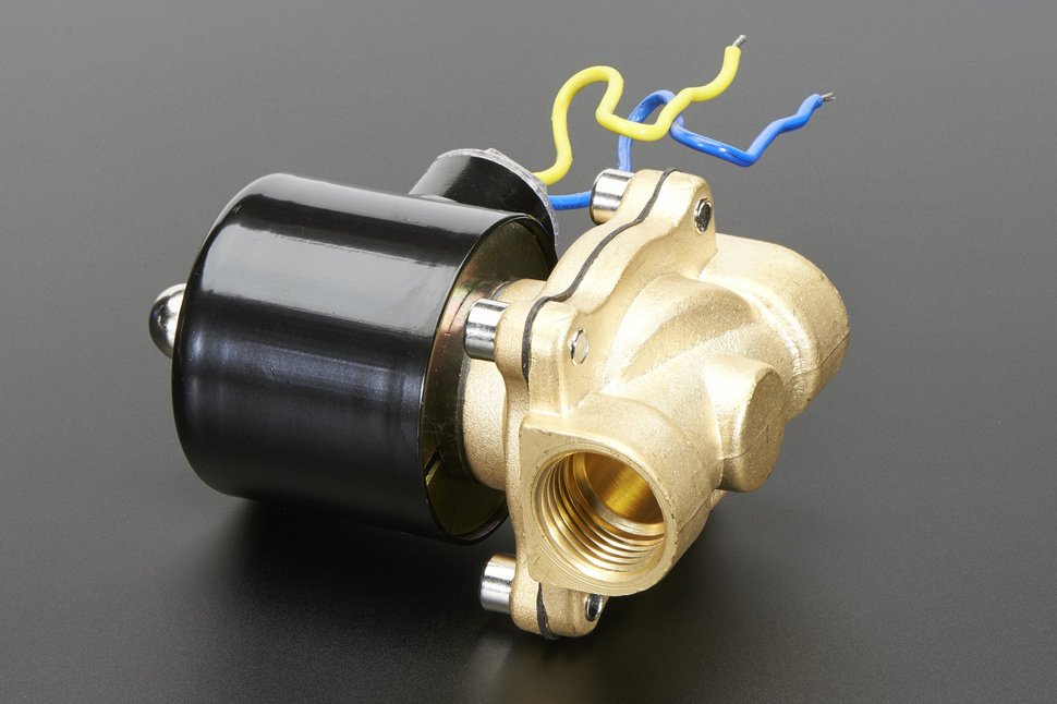 Brass Liquid Solenoid Valve - 12V - 1/2 NPS
