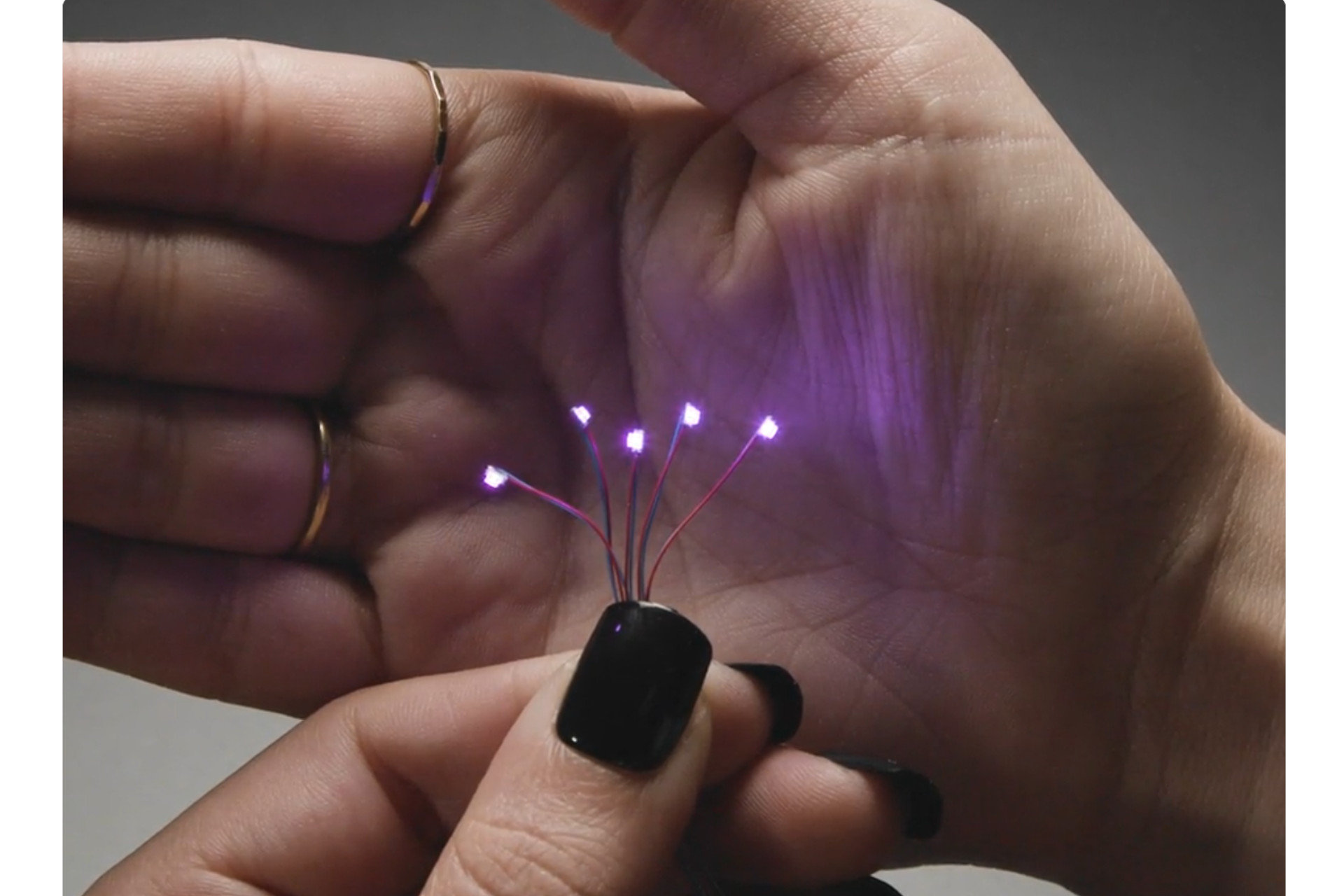 Miniature Wired LEDs - 0805 SMT LED - Purple - 5 pack