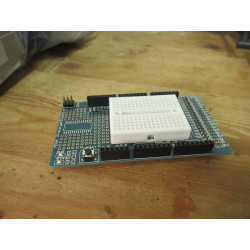Proto Shield pour Arduino Mega + Breadboard