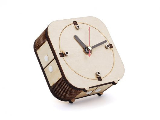 Back in Time – Make your wooden counter-clockwise clock