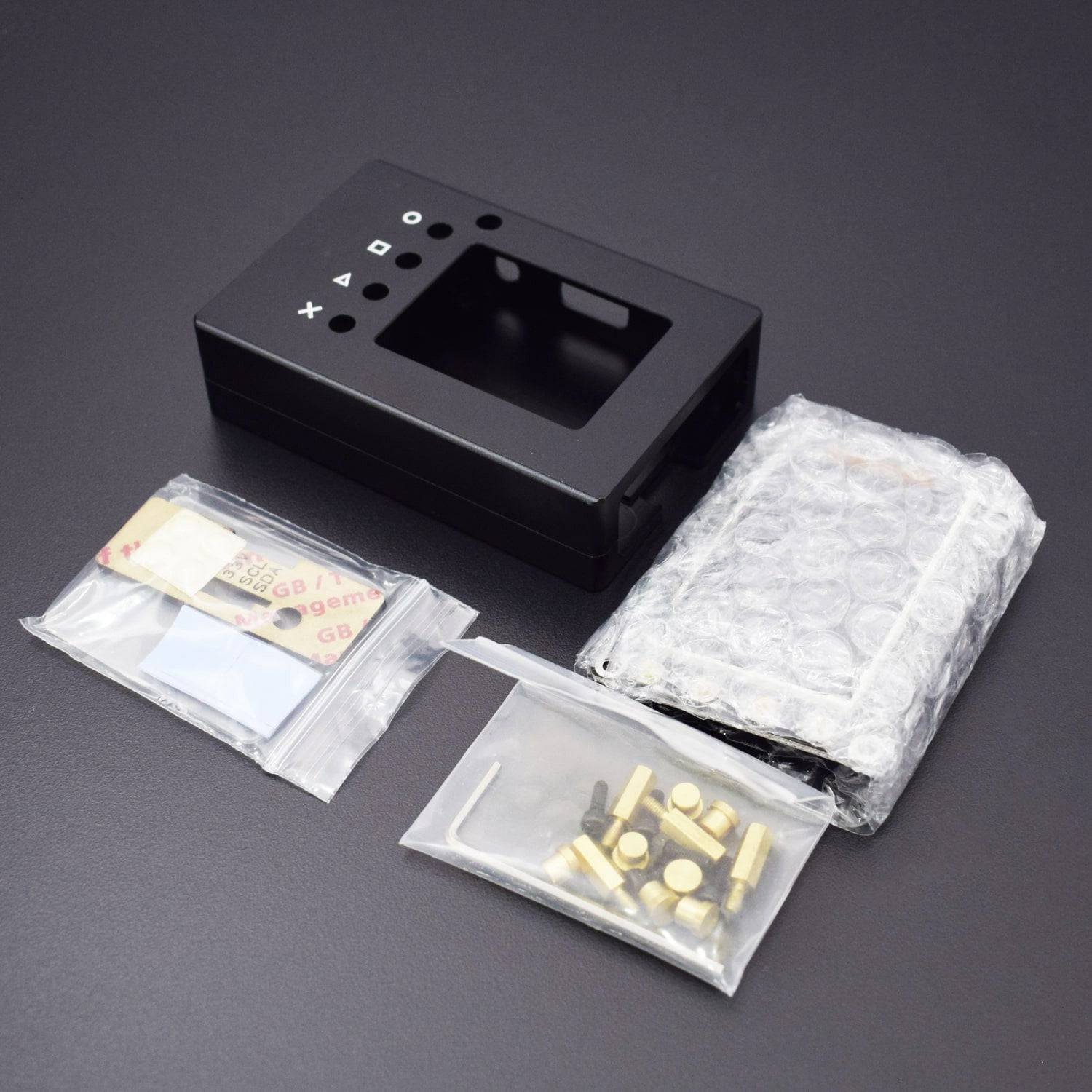Aluminum Case With 2.2 inch LCD Screen With IR Function For Raspberry Pi 3 / 2B / B+ - RS1011