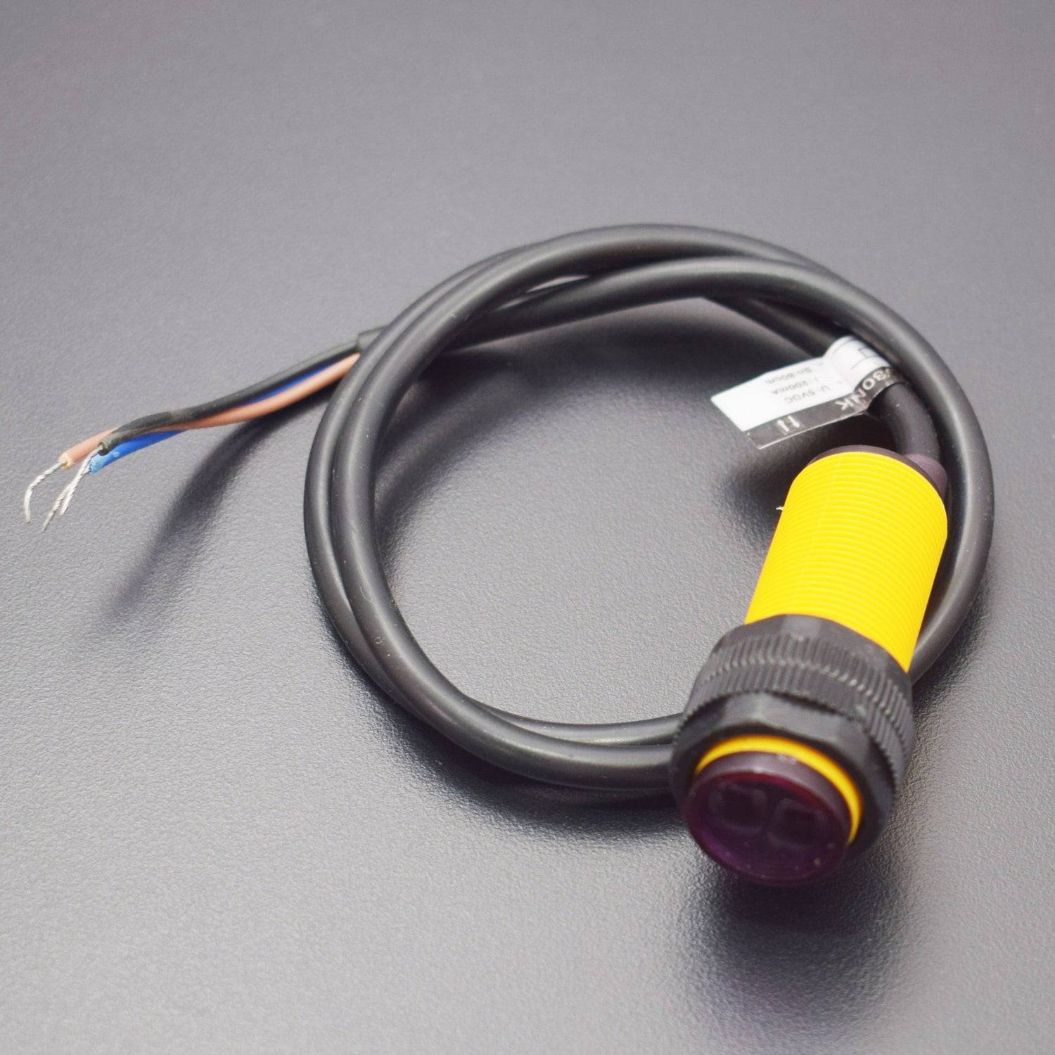 E18-D80NK Adjustable Infrared Obstacle Avoidance Detection Sensor Proximity Sensor Switch Detect 3-80cm for Arduino - SR046