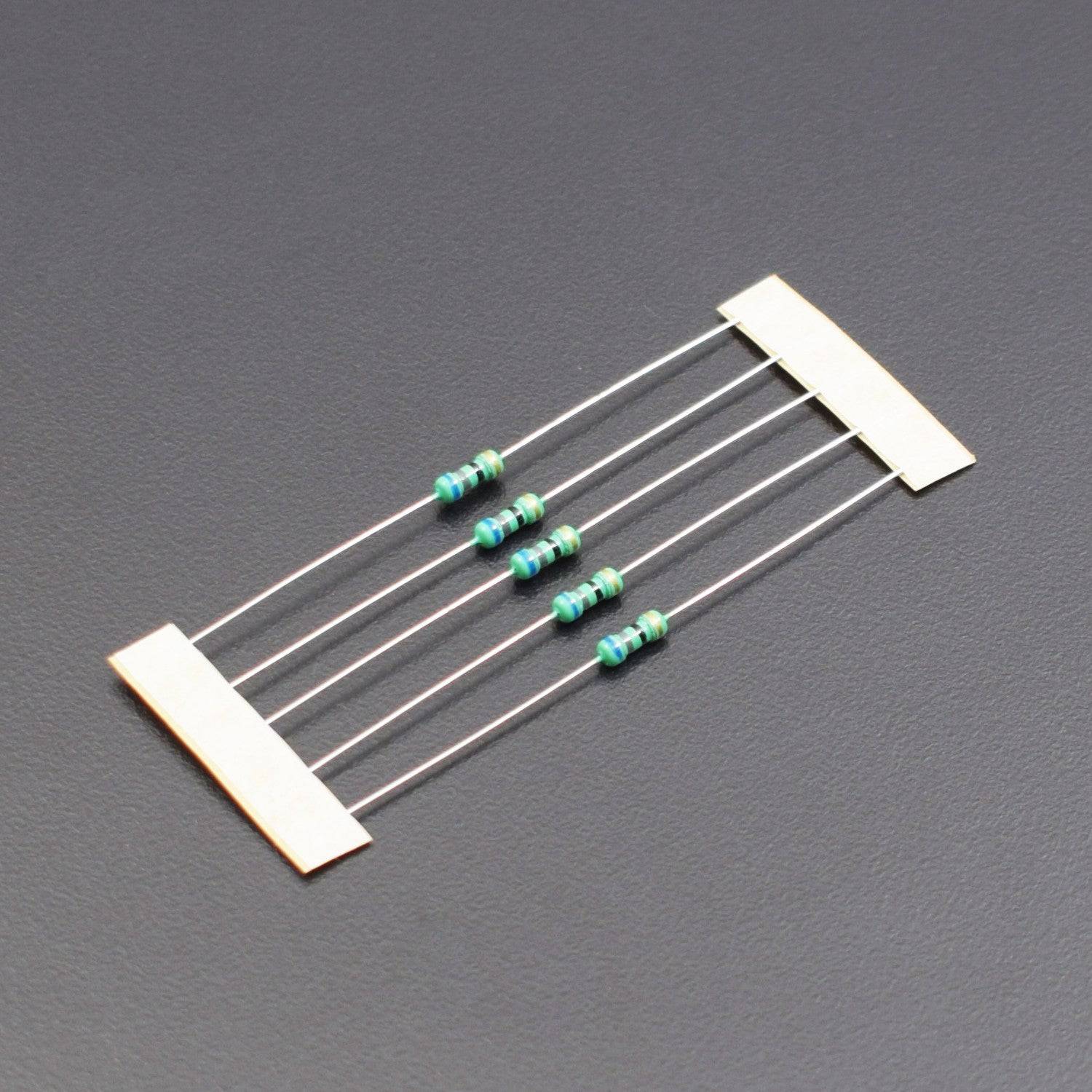 68 Ohm Resistance 1/4W Power Rating 5% Tolerance