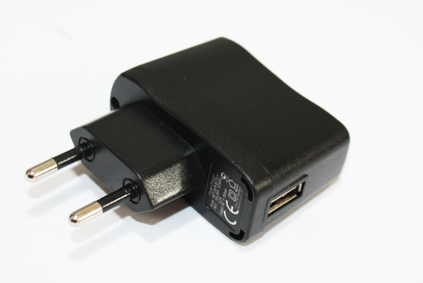 Zasilacz sieciowy ładowarka adapter USB 5V 0.7A 700mA