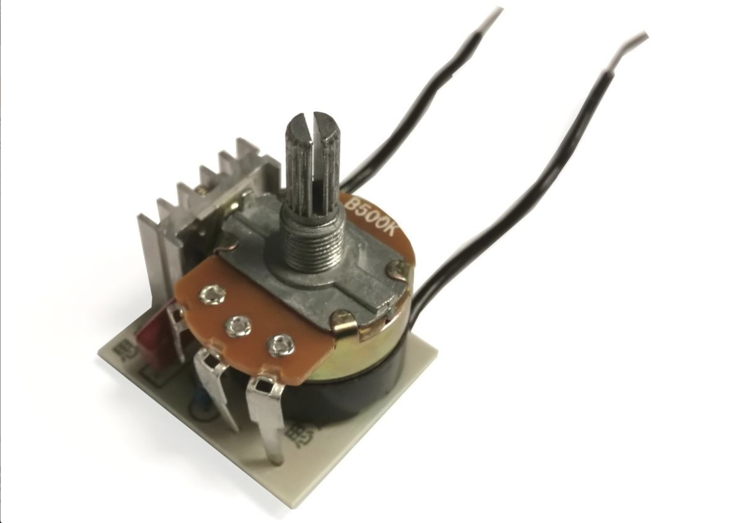 Regulator napięcia ściemniacz 230V 500W