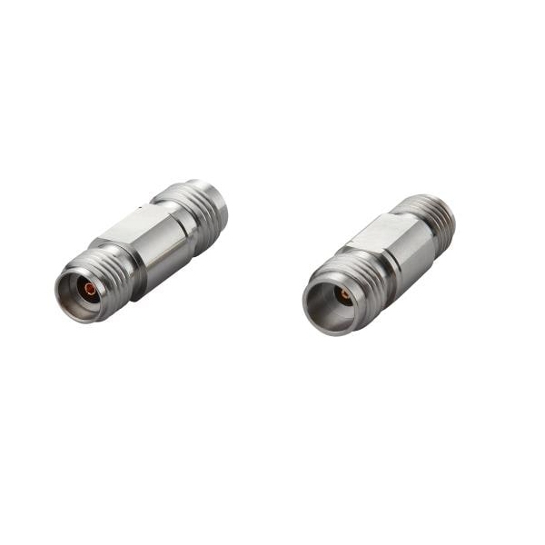 292FST.24F.N.XS – 2.92(F) to 2.4(F) mmWave Adaptor