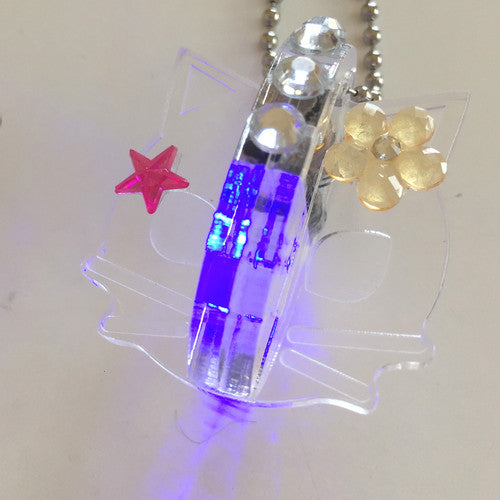 歩くと光るアクリルキーホルダー-ネコ--販売終了