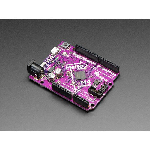 Adafruit Metro M4 feat. Microchip ATSAMD51