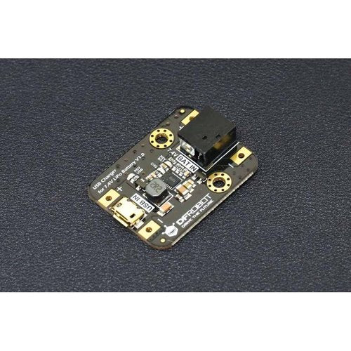 《お取り寄せ商品》USB Charger for 7.4V LiPo Battery