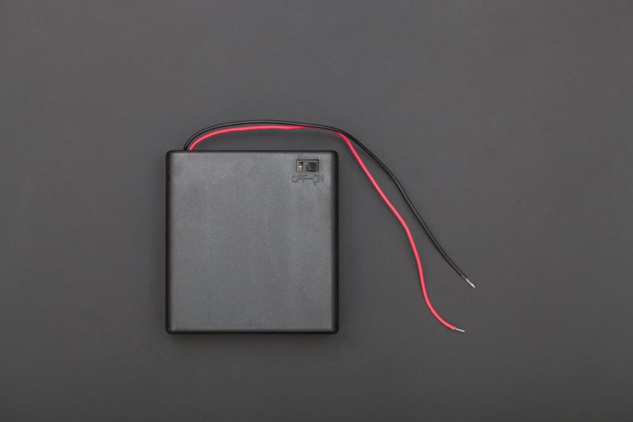 4xAA Battery Holder with Cover and Switch