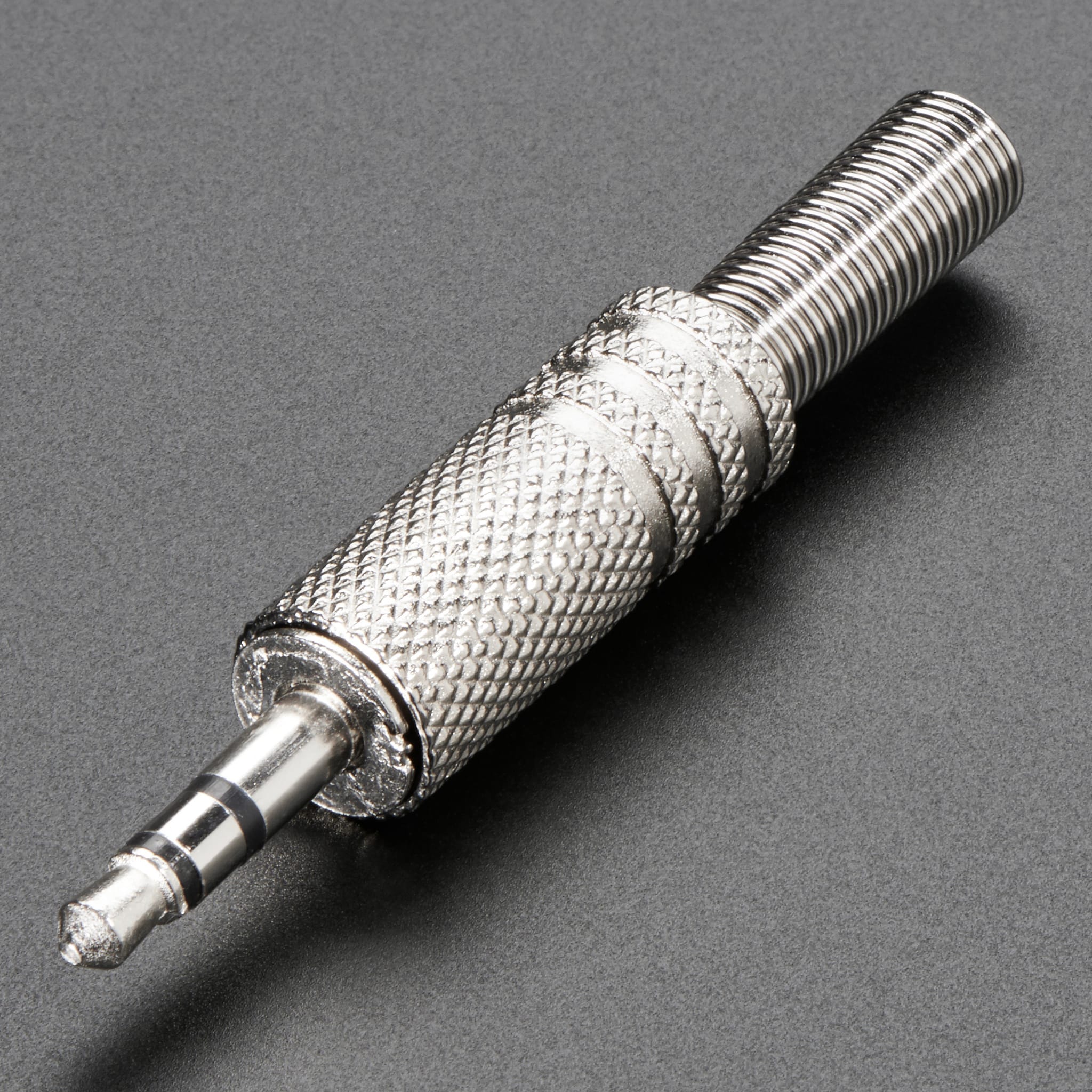 3.5mm (1/8") Stereo DIY Plug