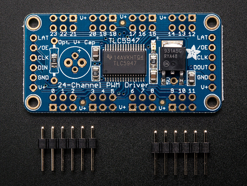 24-Channel 12-bit PWM LED Driver van Adafruit 1429